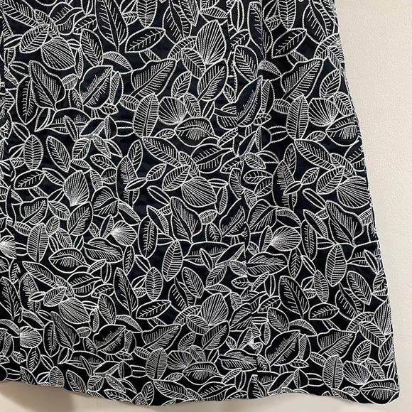 NWOT Talbots Petites Black and White Embroidered Leaf Print A-Line Skirt… - Picture 4 of 15